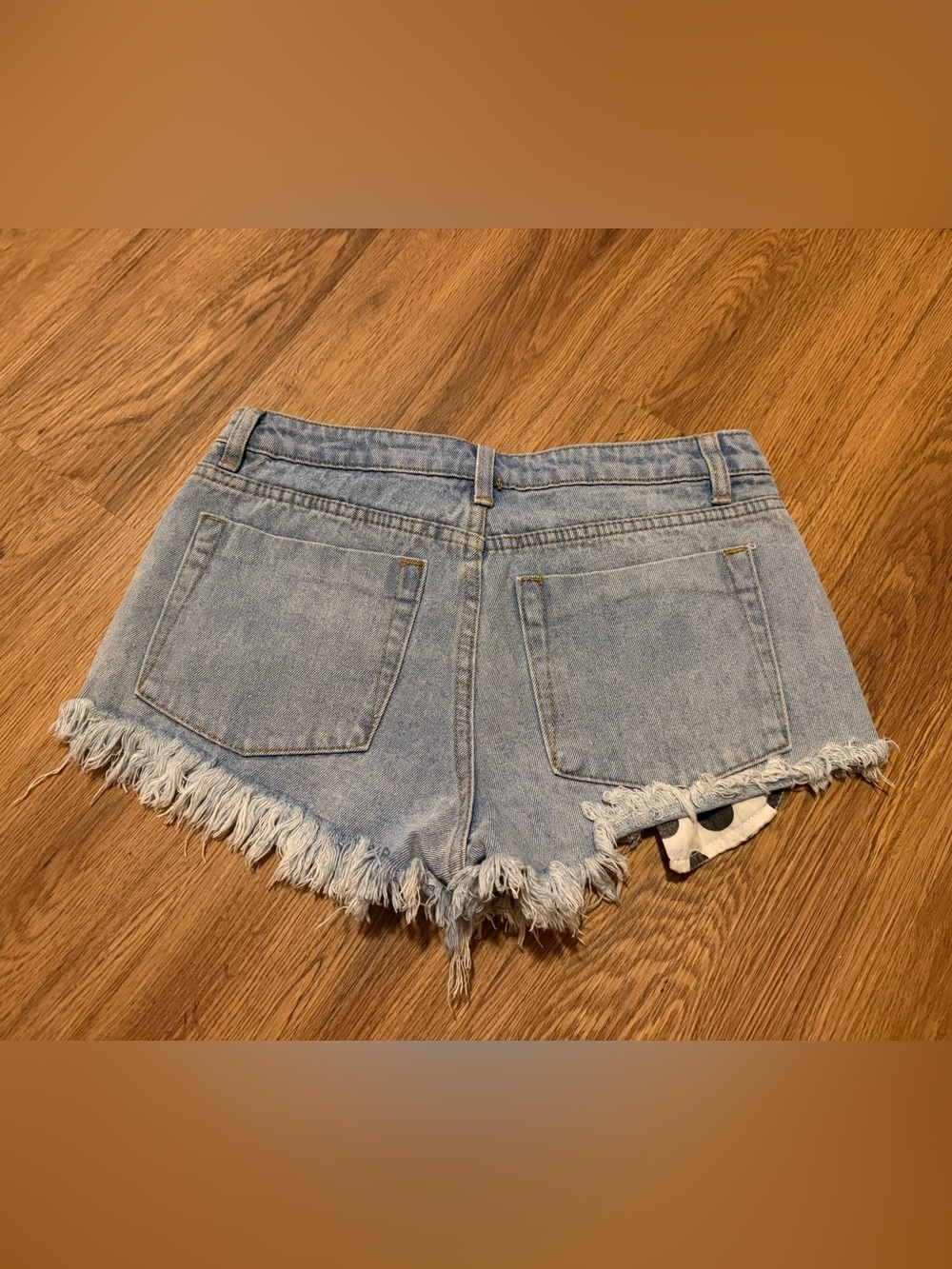 Signature8 Jean Shorts with Polka Dot Pockets Size Medium (0104) - Picture 2 of 6